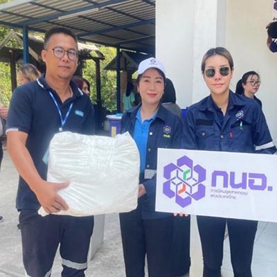 Multibax Public Company Limited donated garbage bags to Laem Chabang Industrial Estate at Ban Laem Chabang Mangrove Forest.